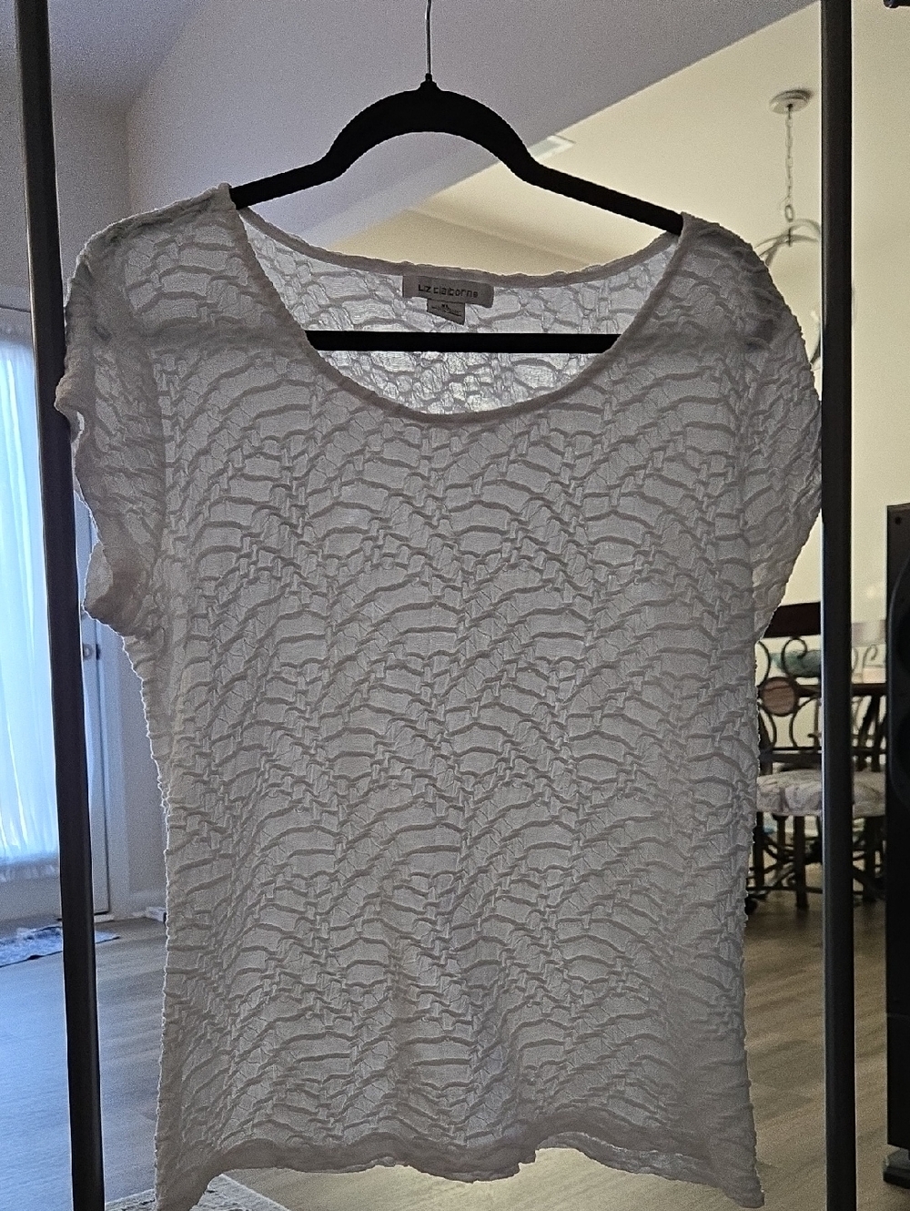 Liz Claiborne White Short-Sleeve Textured Scoop Neck Top